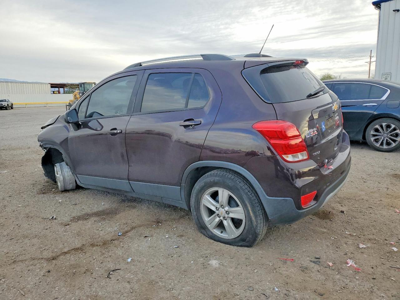 2021 Chevrolet Trax 1Lt - Image 2
