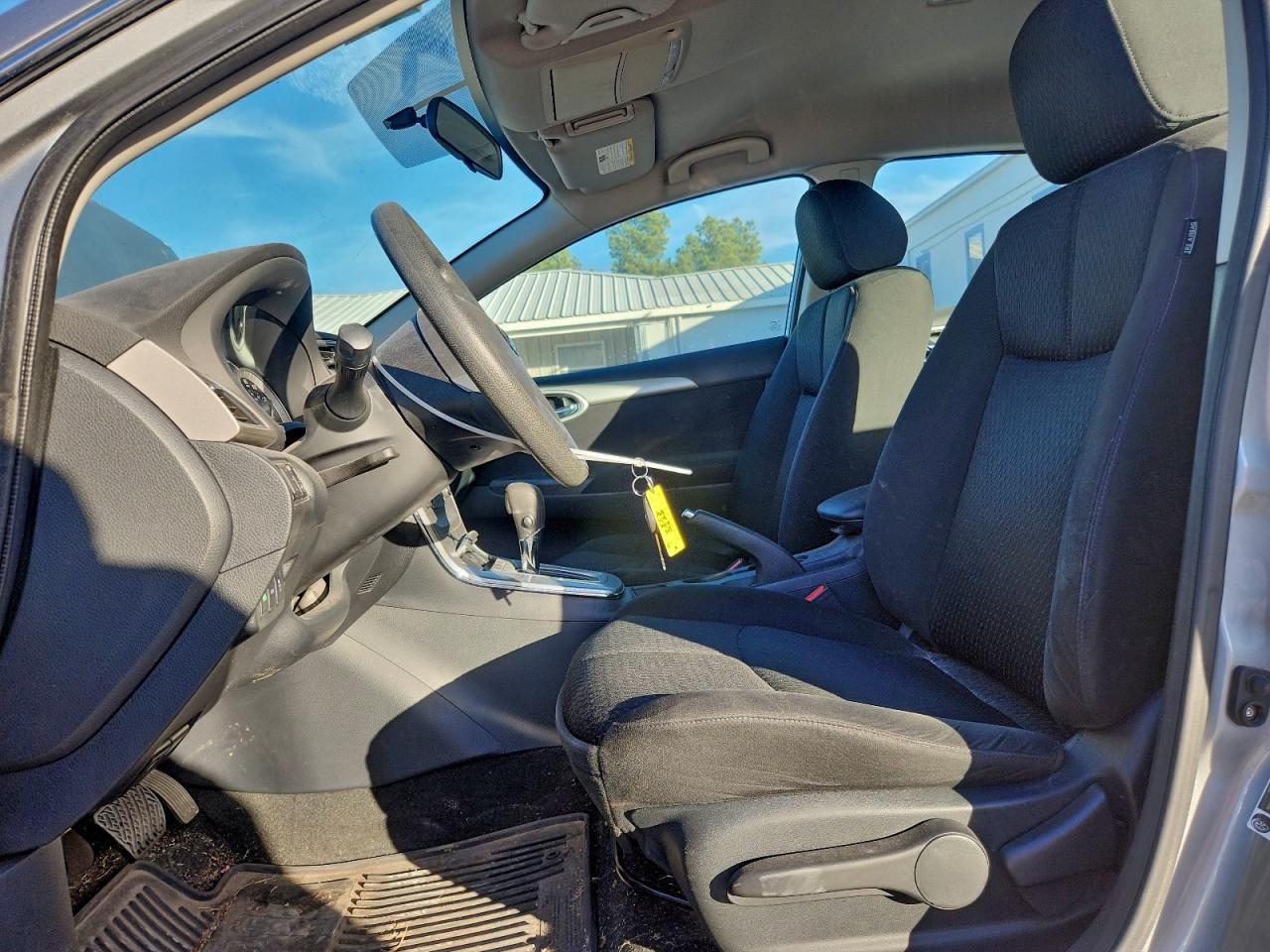 2014 Nissan Sentra S - Фото 7