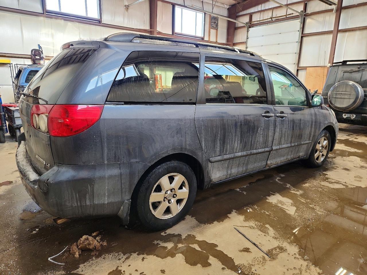 2007 Toyota Sienna Le - Фото 3