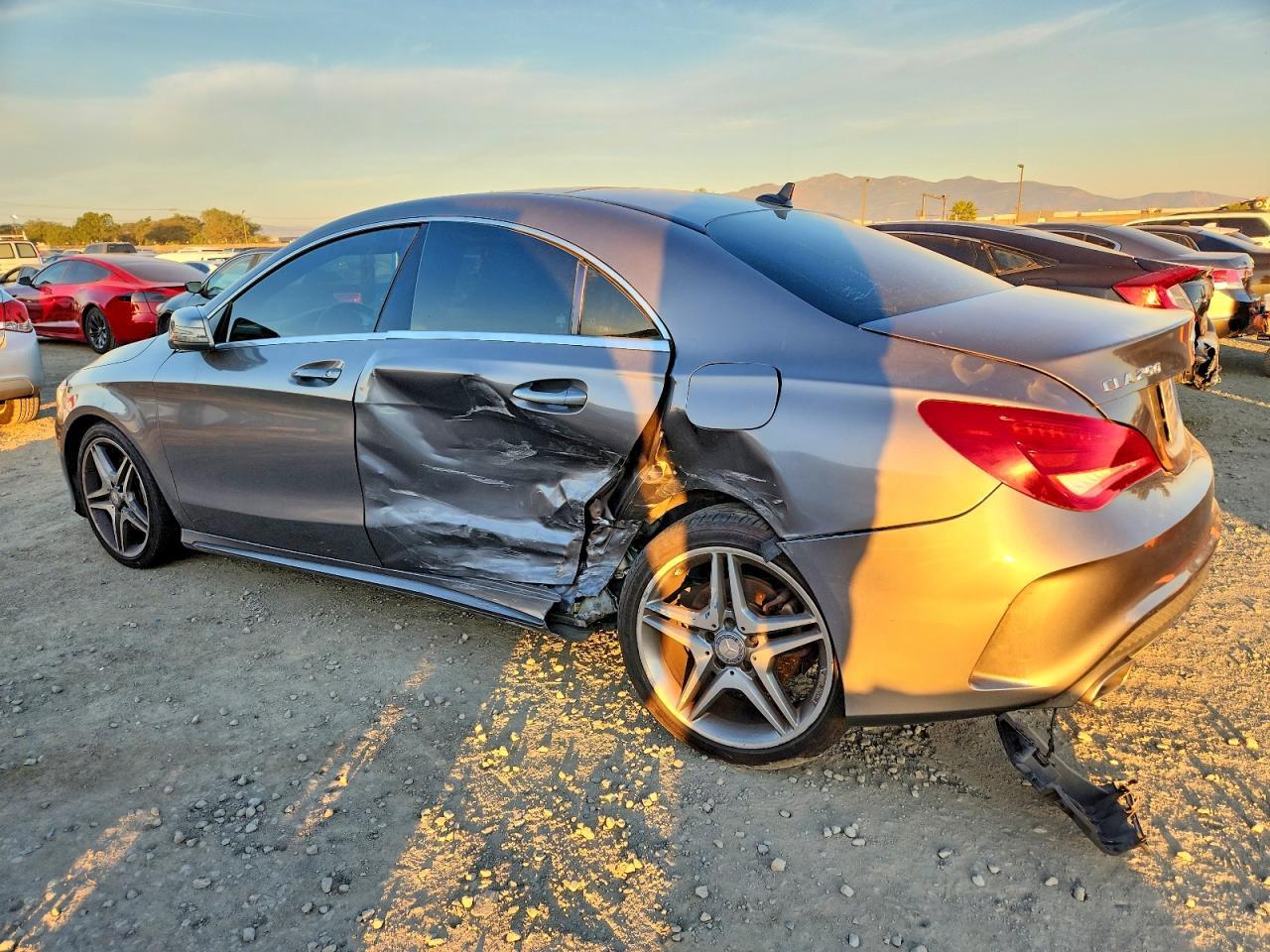 2014 Mercedes-Benz Cla 250 - Фото 2