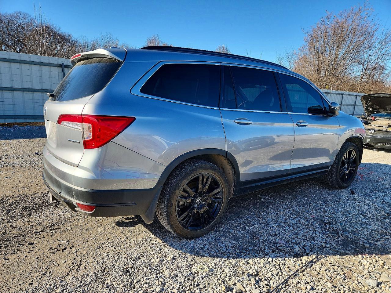 2021 Honda Pilot Se - Image 3