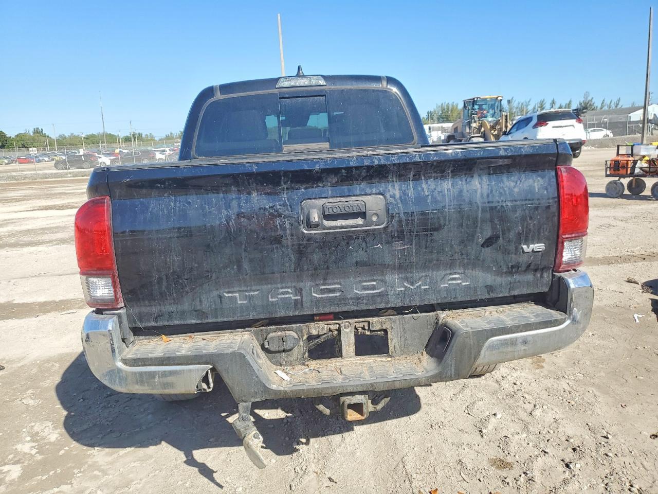 2021 Toyota Tacoma Double Cab - Image 6