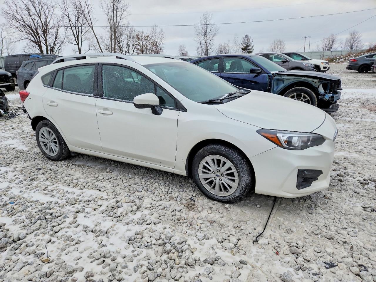 2018 Subaru Impreza Premium Plus - Image 4