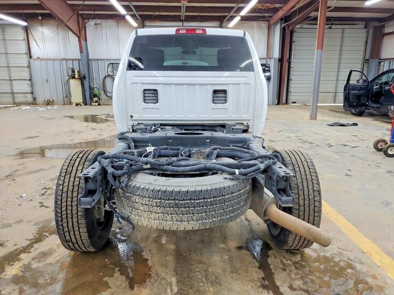 2022 Ram 2500 Tradesman 6.4L V8 4X4 8' Box - Фото 6