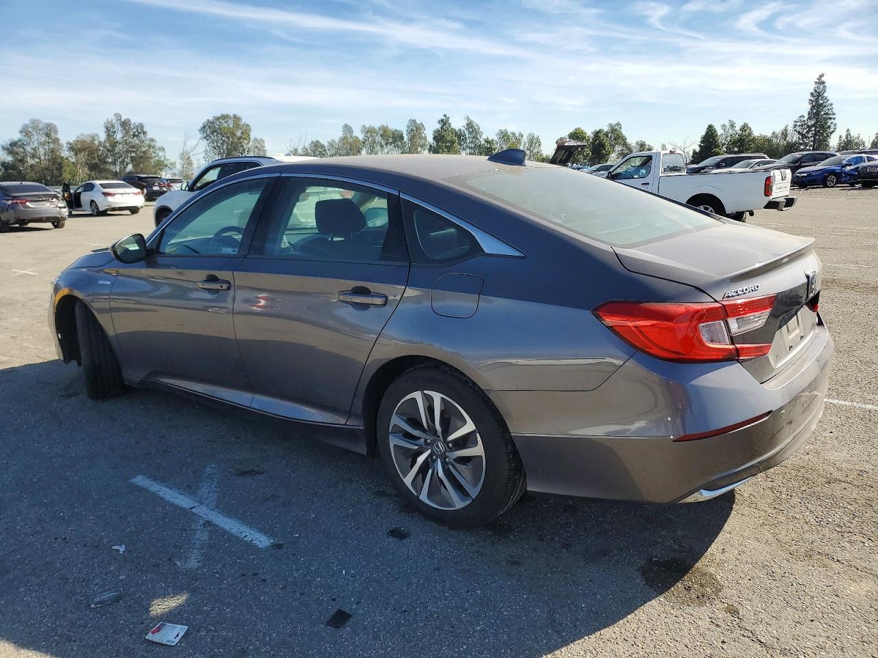 2021 Honda Accord Hybrid - Фото 2