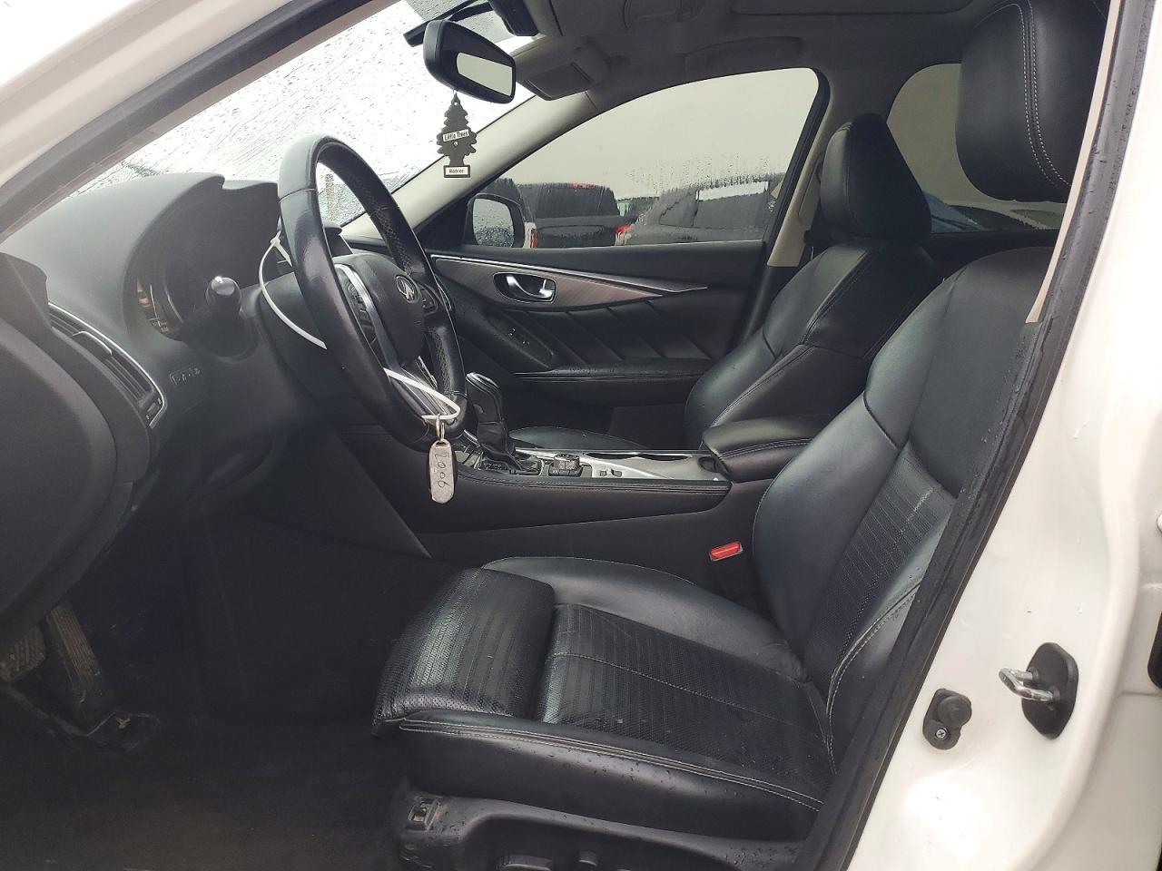 2018 Infiniti Q50 Luxe - Image 7