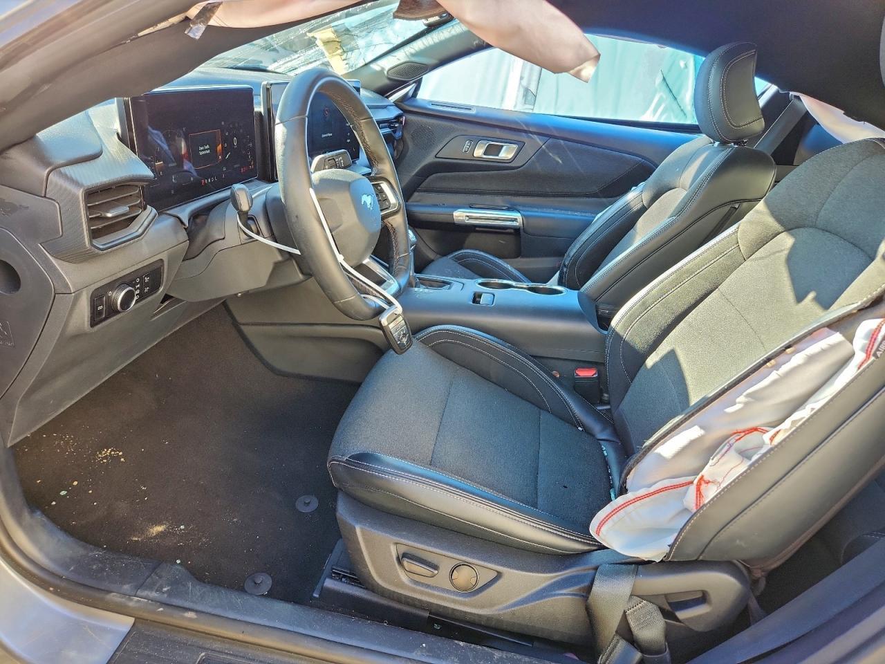 2024 Ford Mustang - Image 7