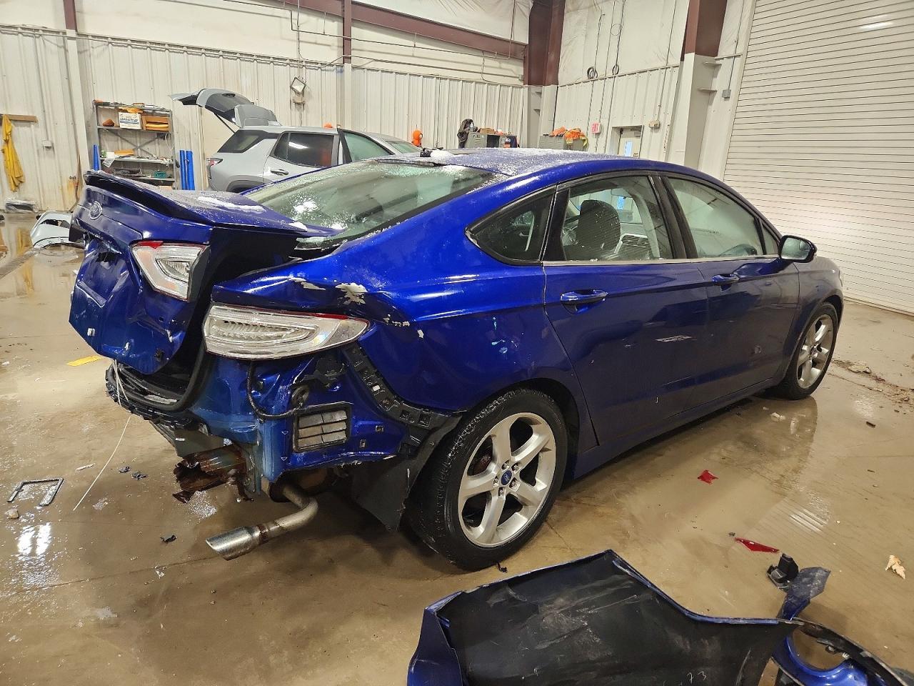 2013 Ford Fusion Se - Фото 3