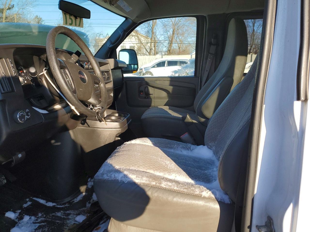 2012 GMC Savana G2500 Ls - Фото 7