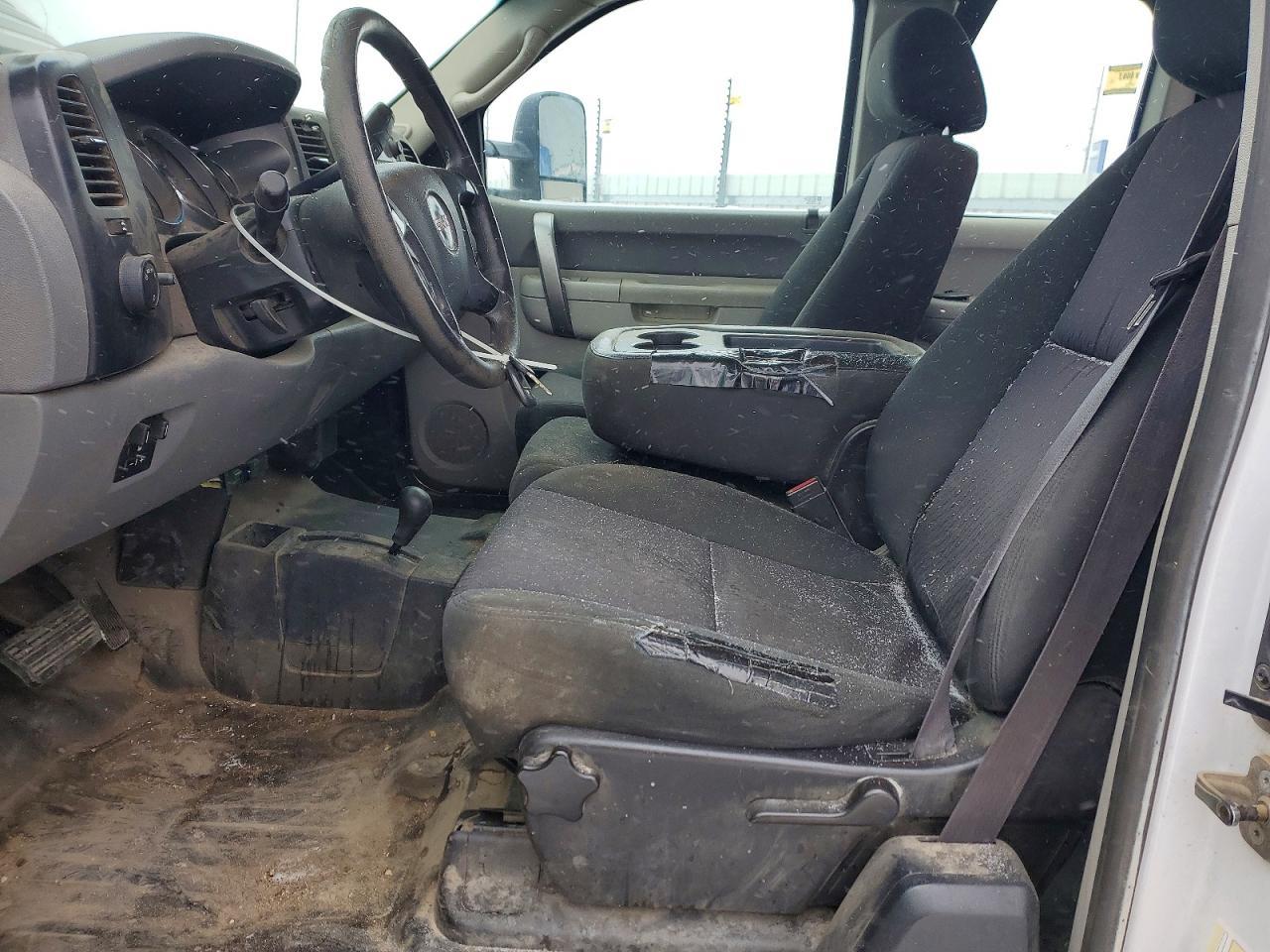2011 GMC Sierra K2500 Heavy Duty - Image 7