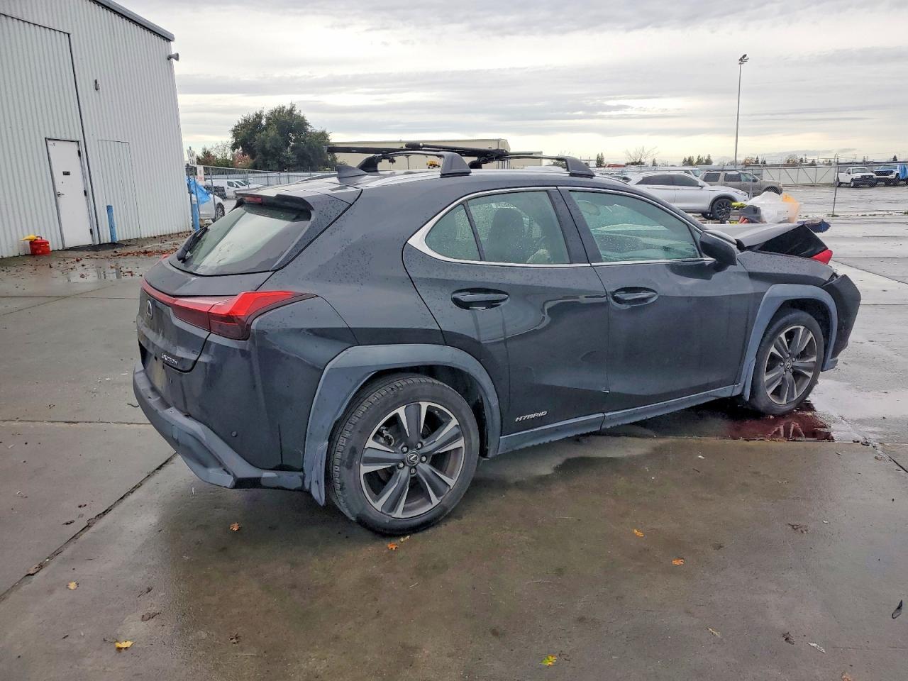 2021 Lexus Ux 250H - Фото 3
