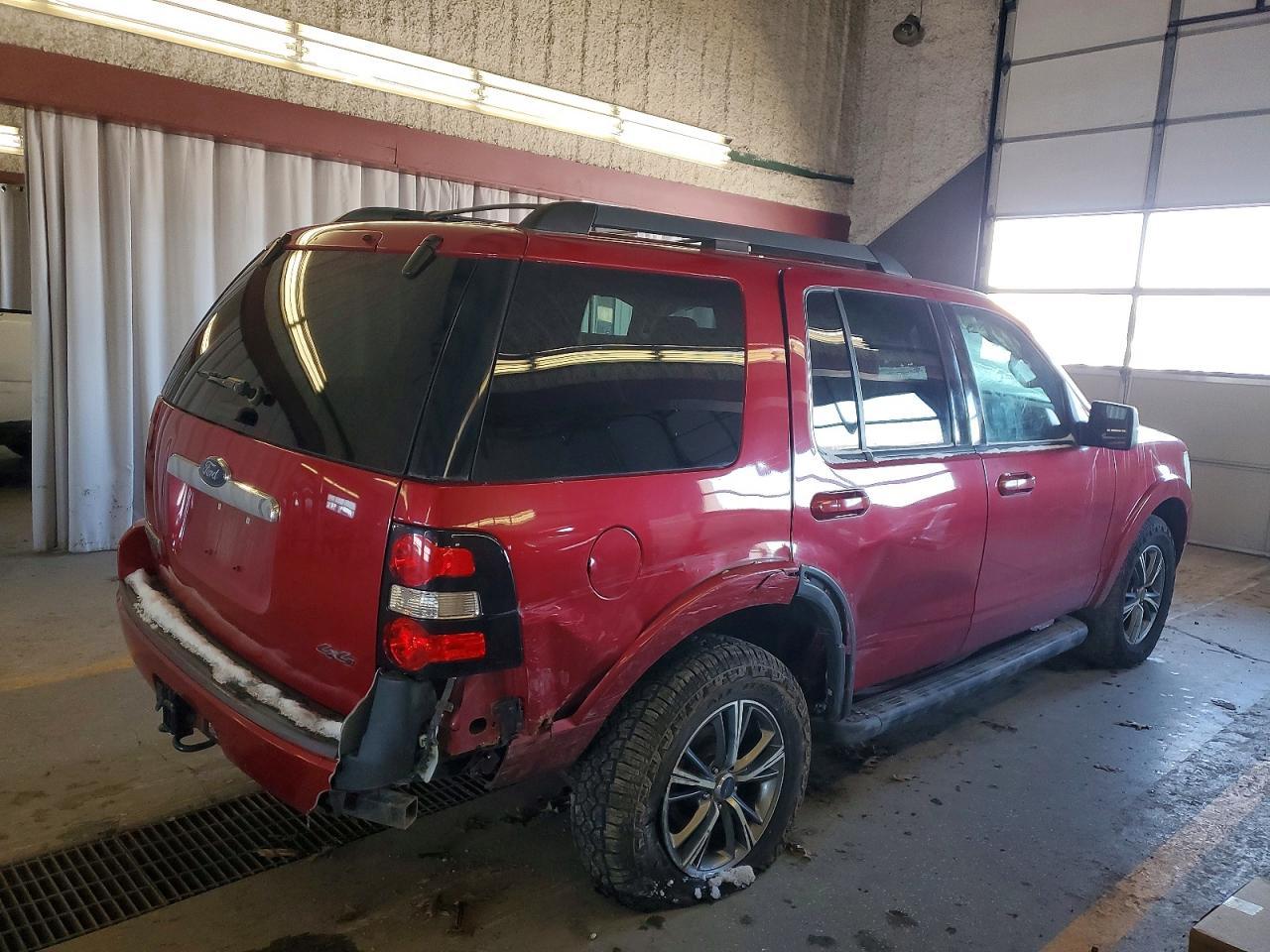 2010 Ford Explorer Xlt - Фото 3