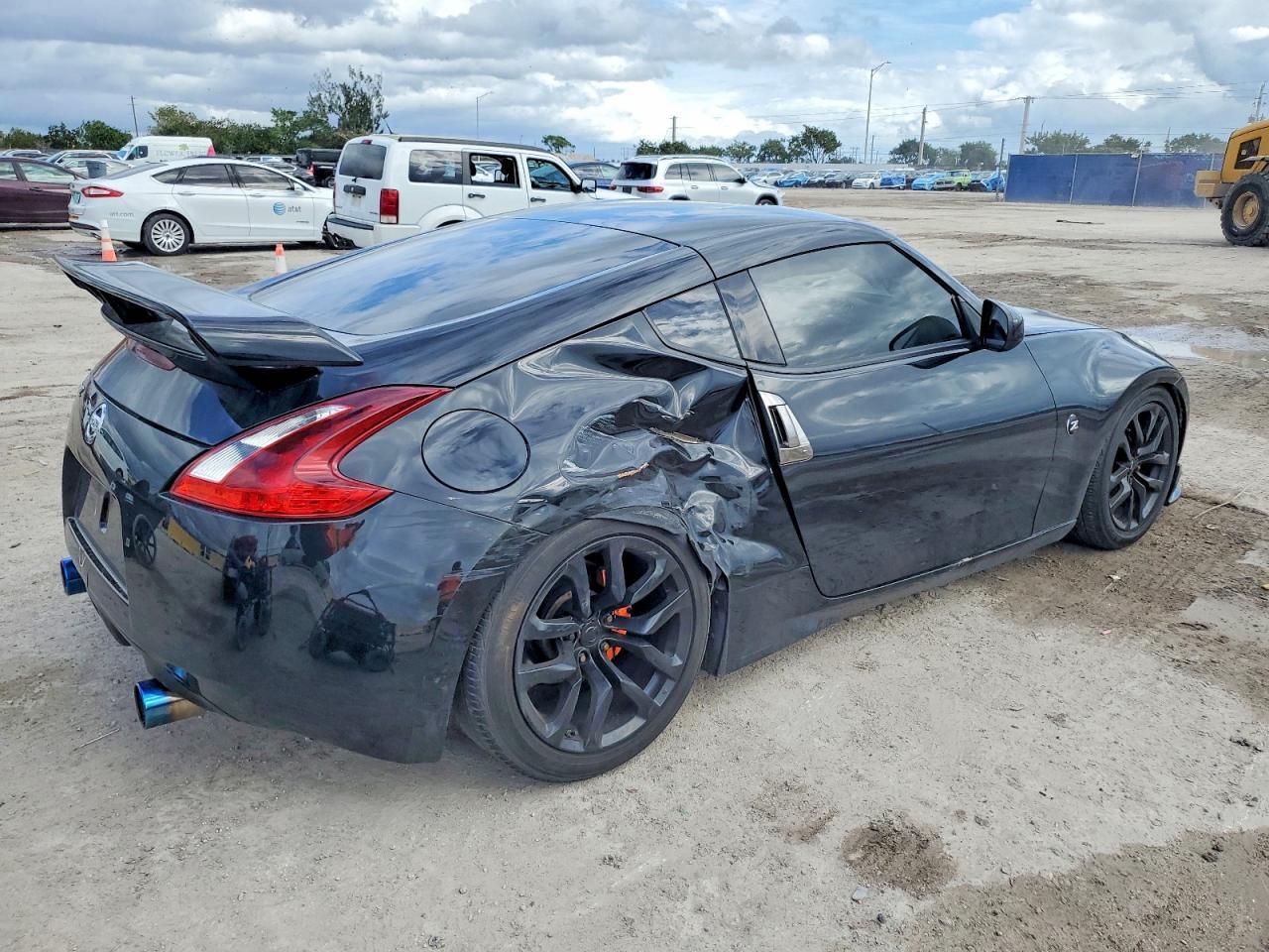 2020 Nissan 370Z Base - Image 3