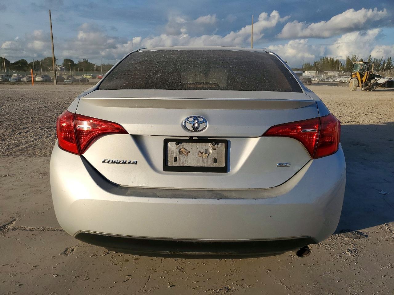 2018 Toyota Corolla L - Фото 6