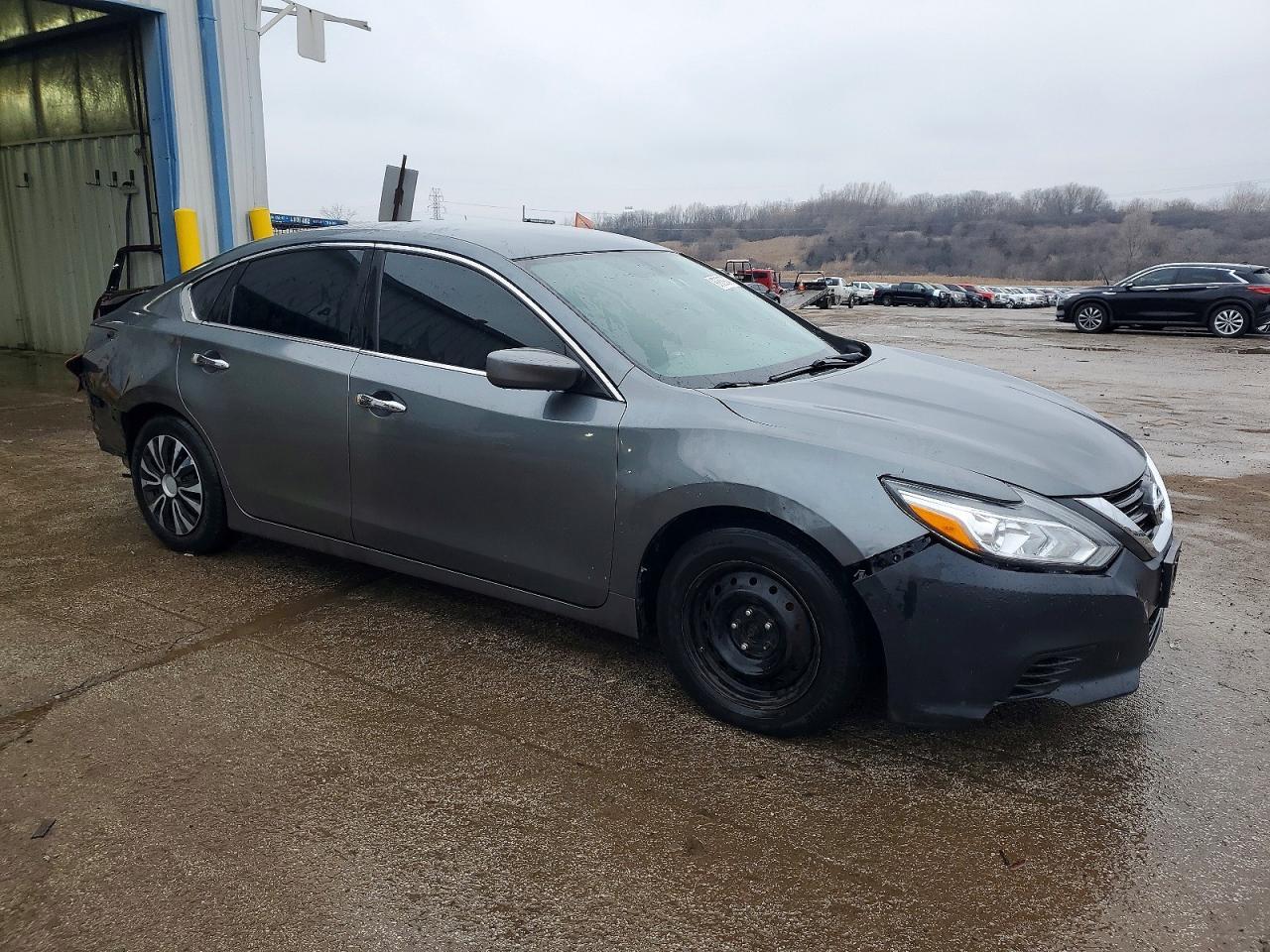 2016 Nissan Altima 2.5 S - Фото 4