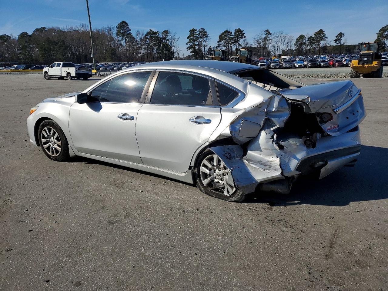 2018 Nissan Altima 2.5 - Image 2