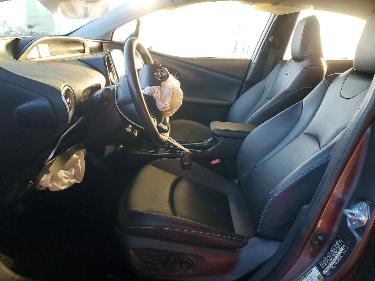 2022 Toyota Prius Prime Le - Фото 7