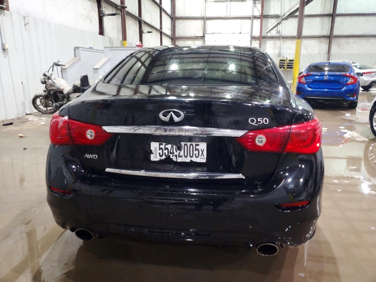 2015 Infiniti Q50 - Image 6