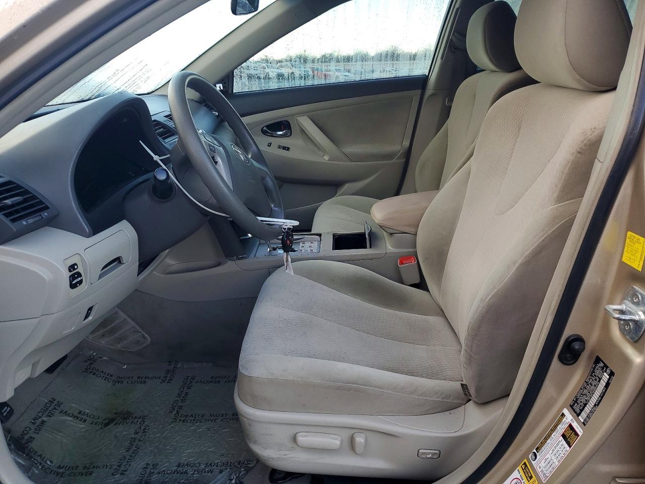 2011 Toyota Camry Base - Фото 7