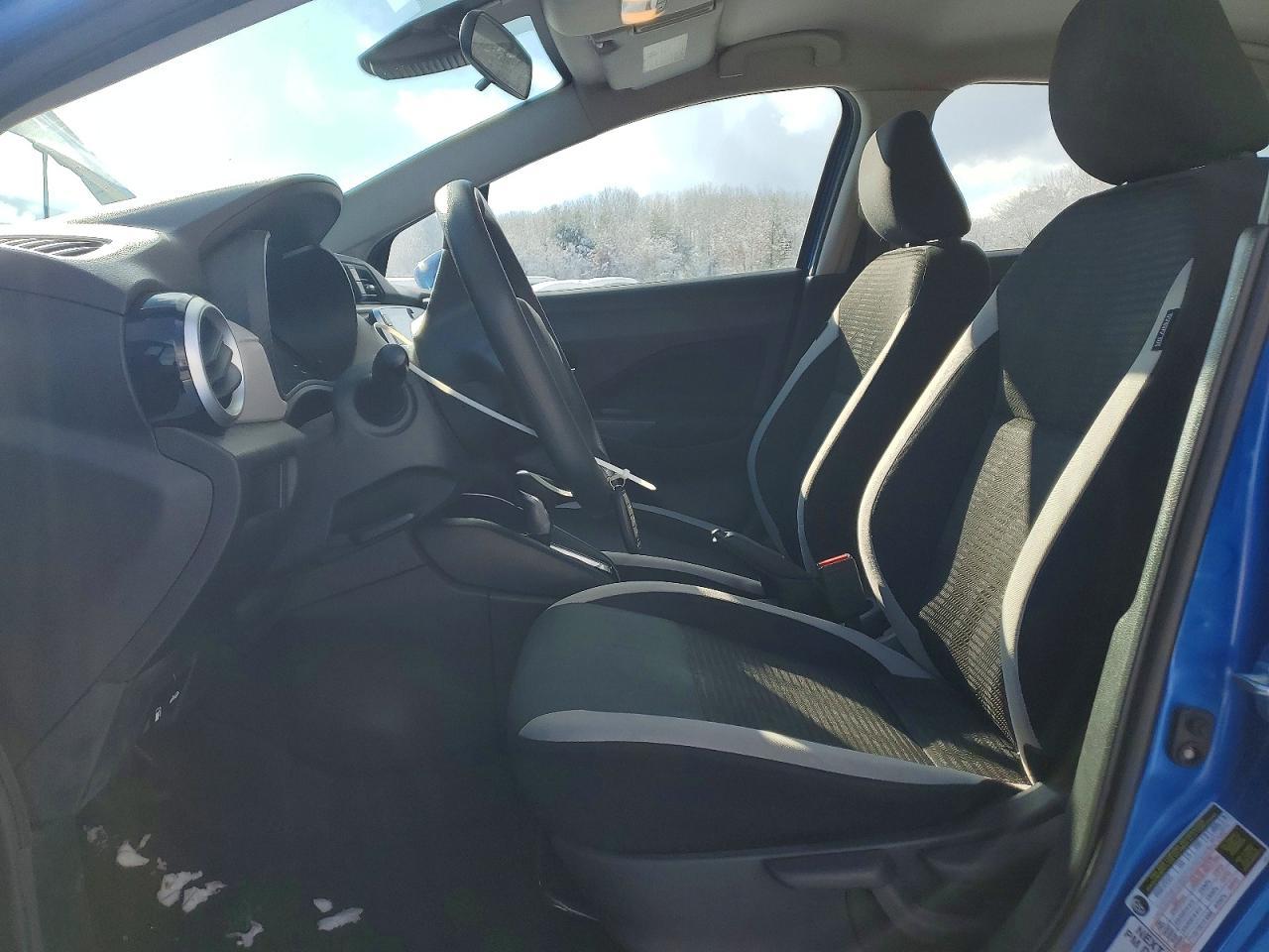 2021 Nissan Versa Sv - Image 7