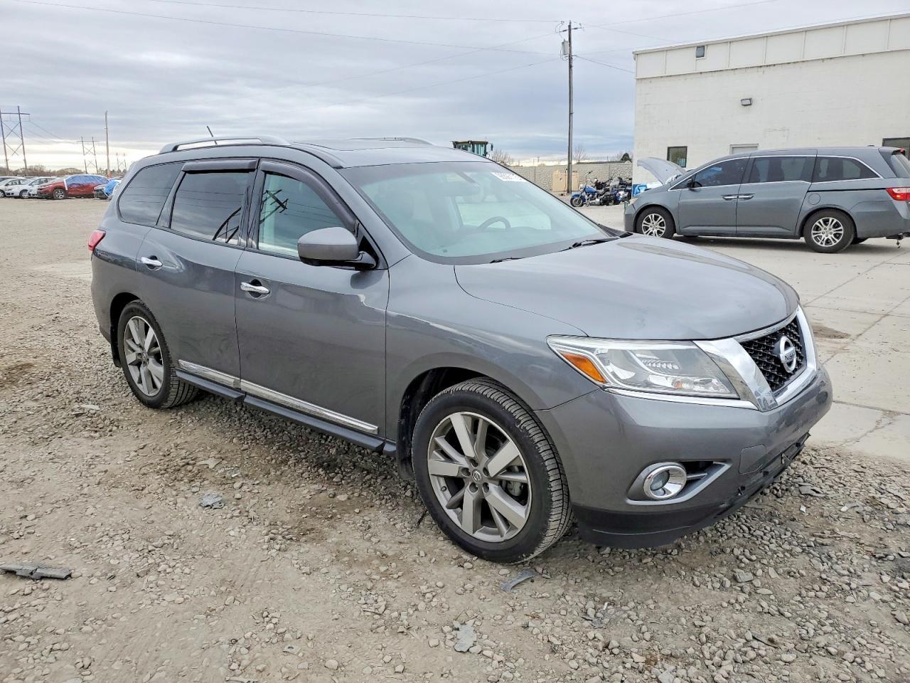 2016 Niss Pathfinder - Фото 4