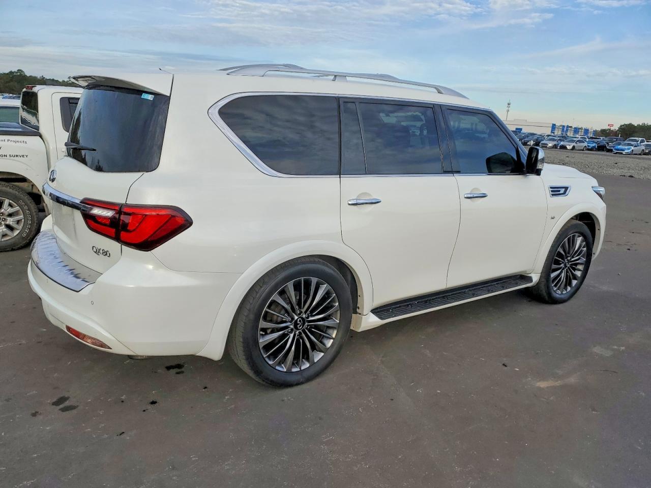 2019 Infiniti Qx80 Luxe - Фото 3