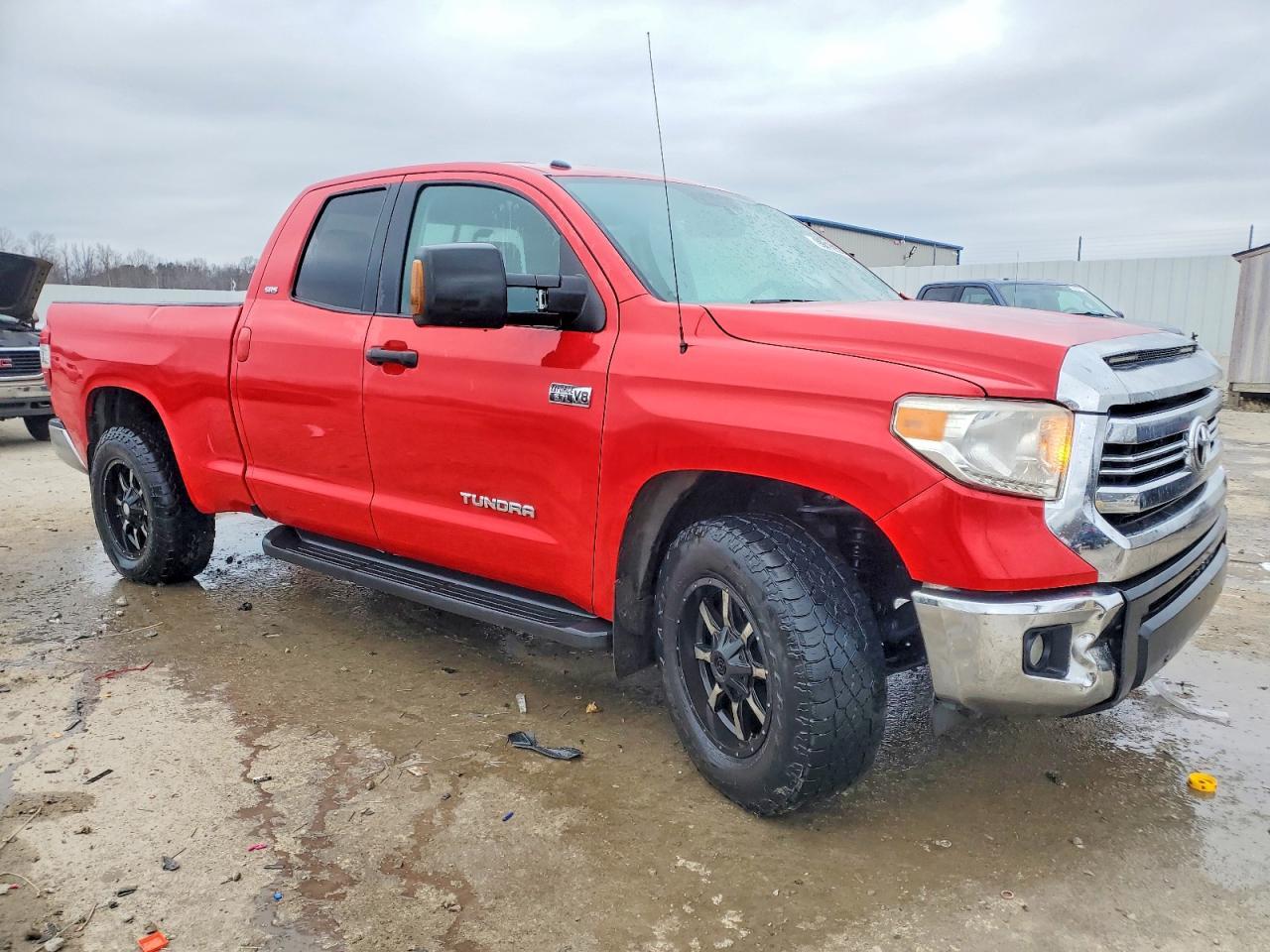 2016 Toyota Tundra Double Cab Sr - Image 4
