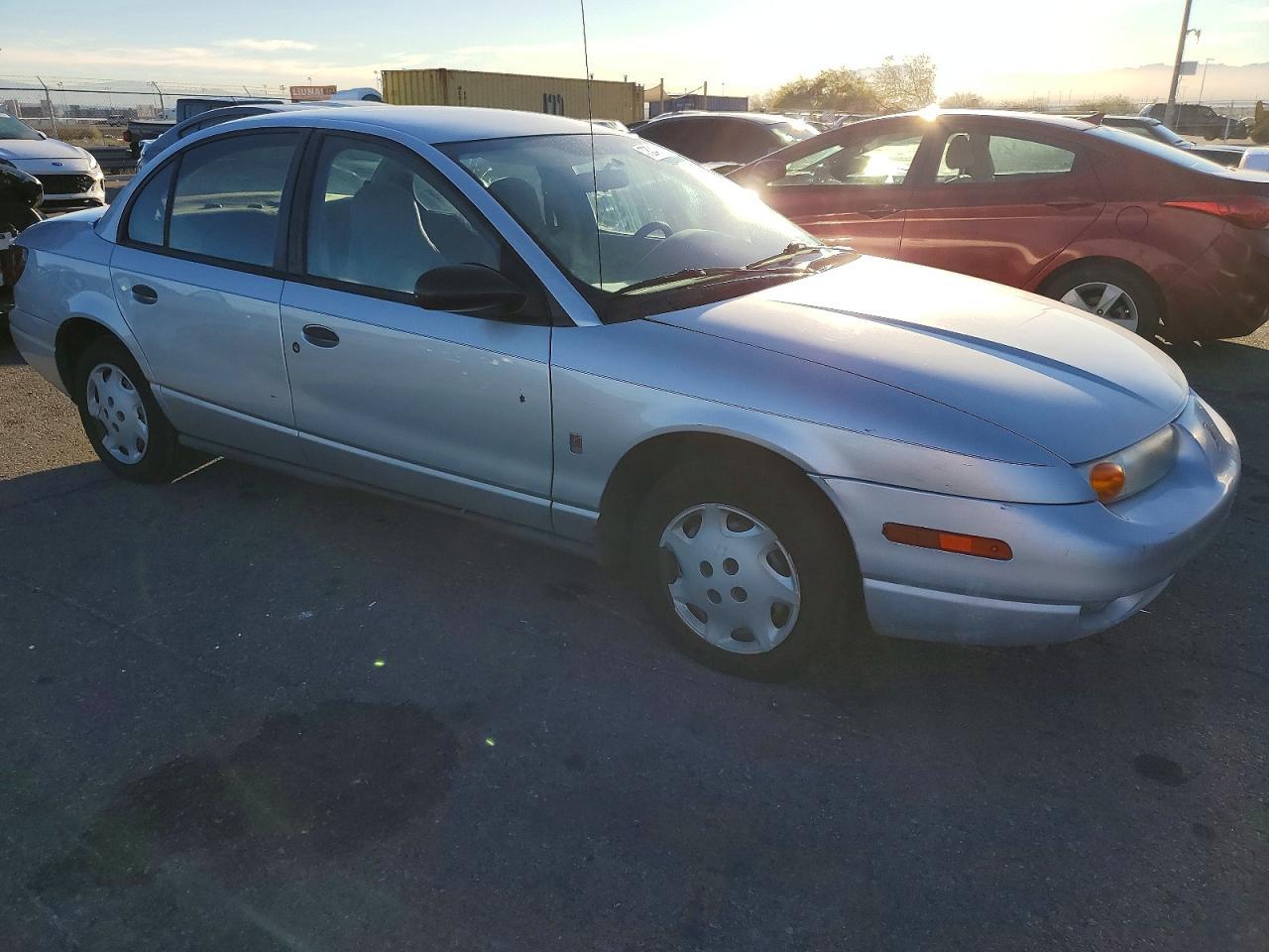 2002 Saturn Sl1 - Фото 4