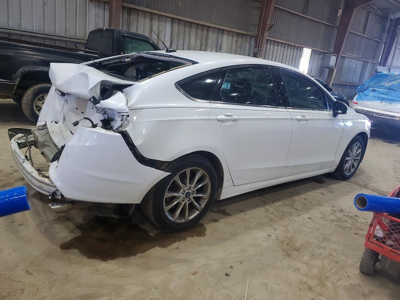 2017 Ford Fusion - Фото 3