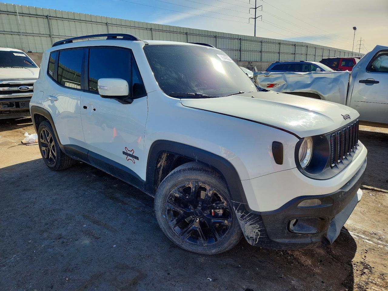 2017 Jeep Renegade Latitude - Image 4