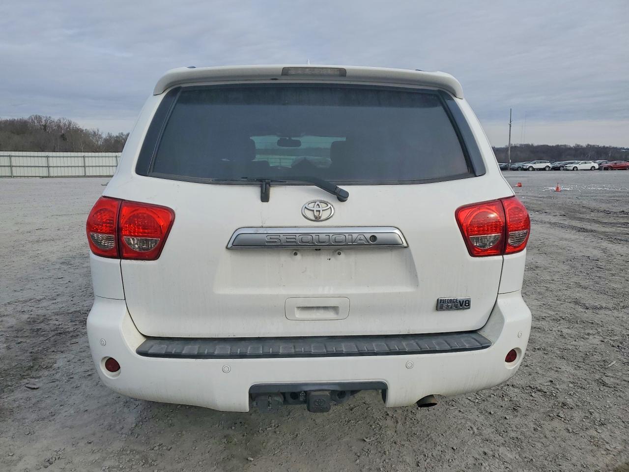 2013 Toyota Sequoia Limited - Image 6