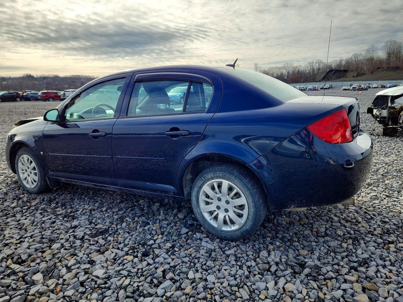 2010 Chev Cobalt 1Lt - Image 2