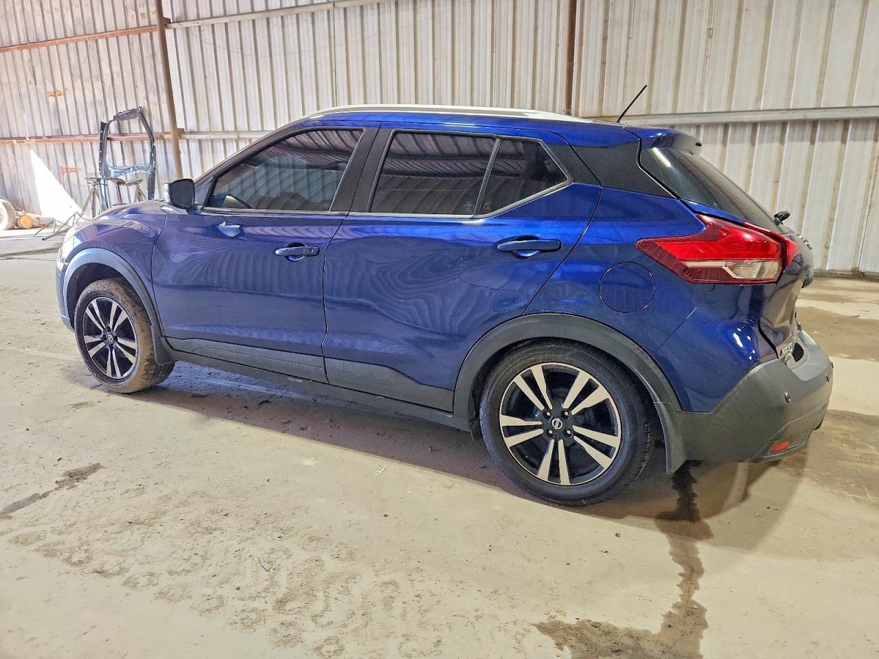 2020 Nissan Kicks Sv - Image 2