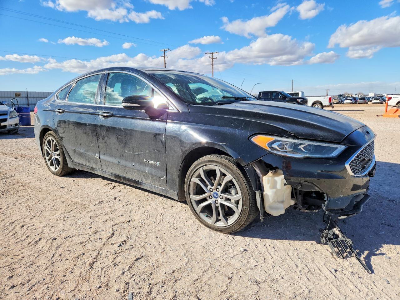 2019 Ford Fusion Titanium - Фото 4