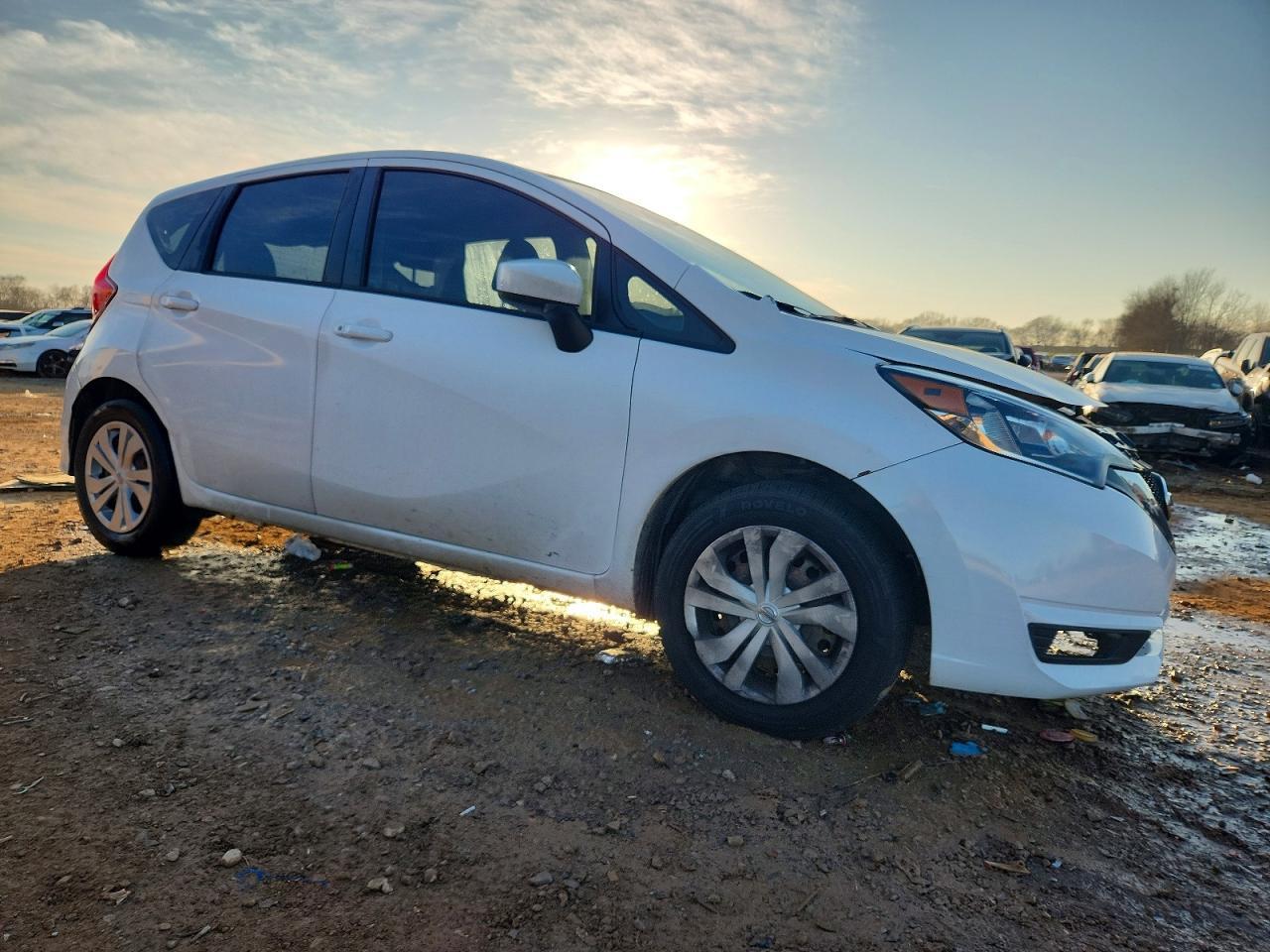 2017 Nissan Versa Note S - Image 4
