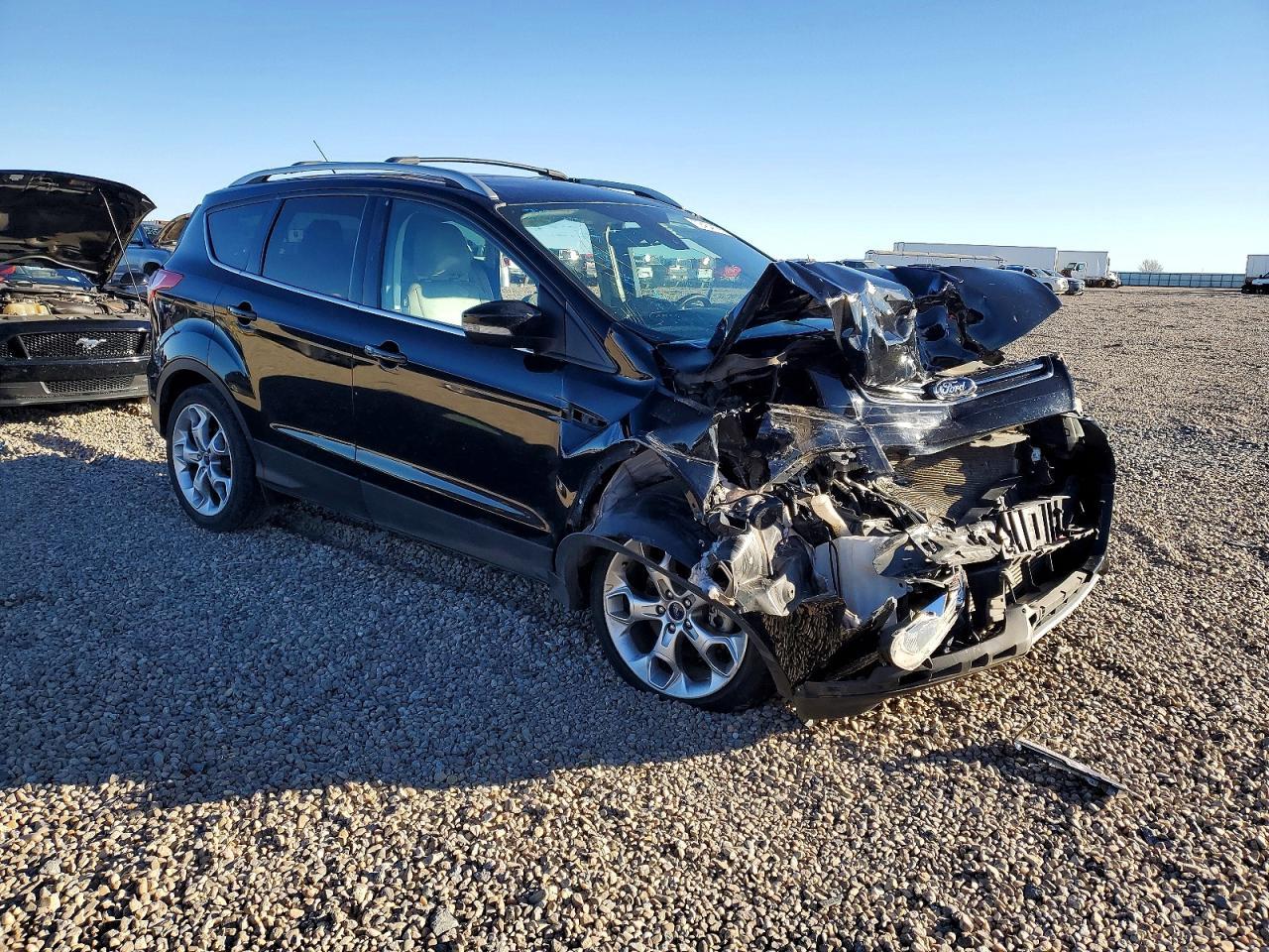 2016 Ford Escape Titanium - Image 4