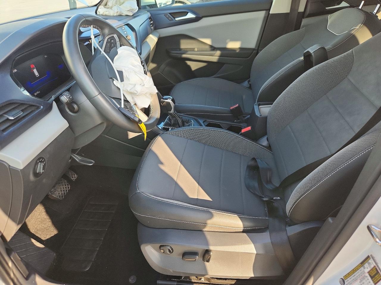 2023 Volkswagen Taos Se - Фото 7