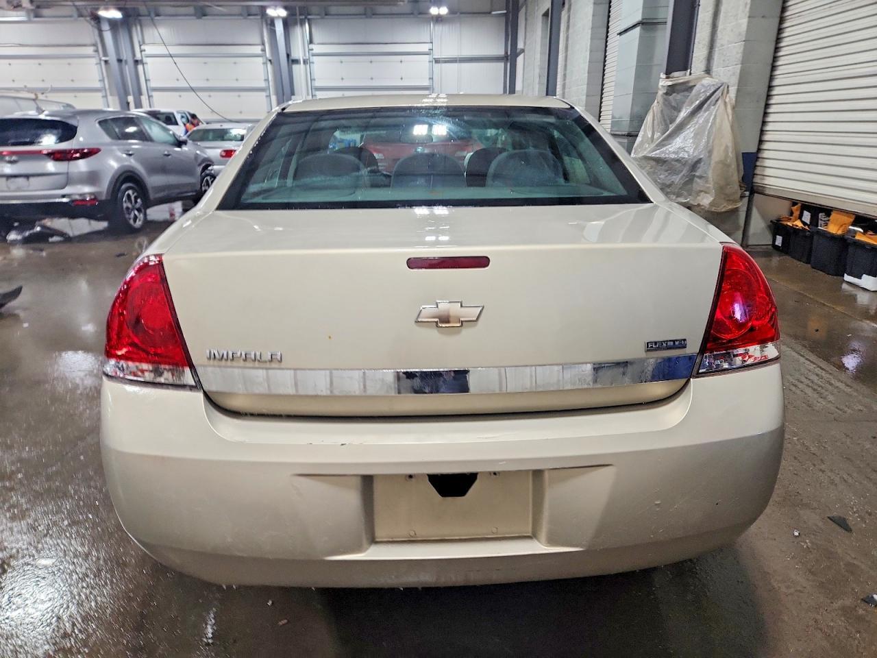 2011 Chevrolet Impala Ls - Image 6