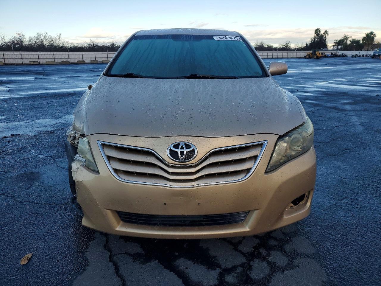 2011 Toyota Camry Base - Фото 5