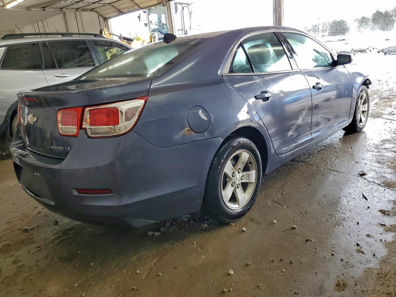 2014 Chevrolet Malibu Ls - Image 3