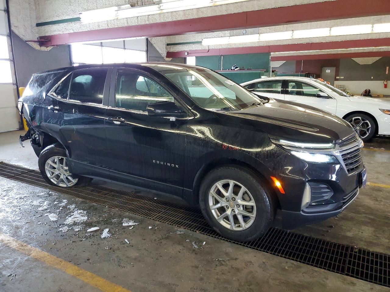 2022 Chevrolet Equinox Lt - Фото 4