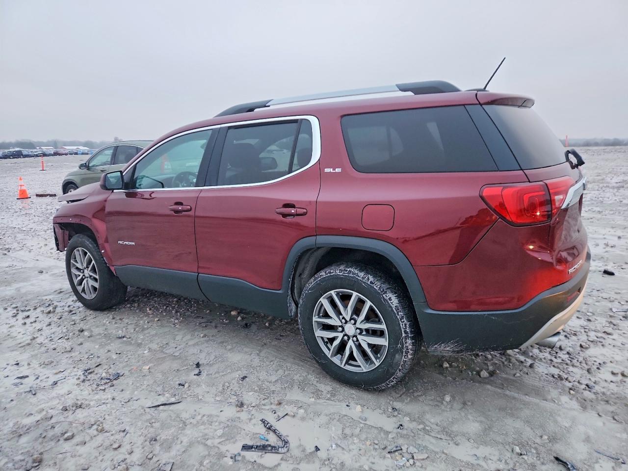 2017 GMC Acadia Sle - Image 2