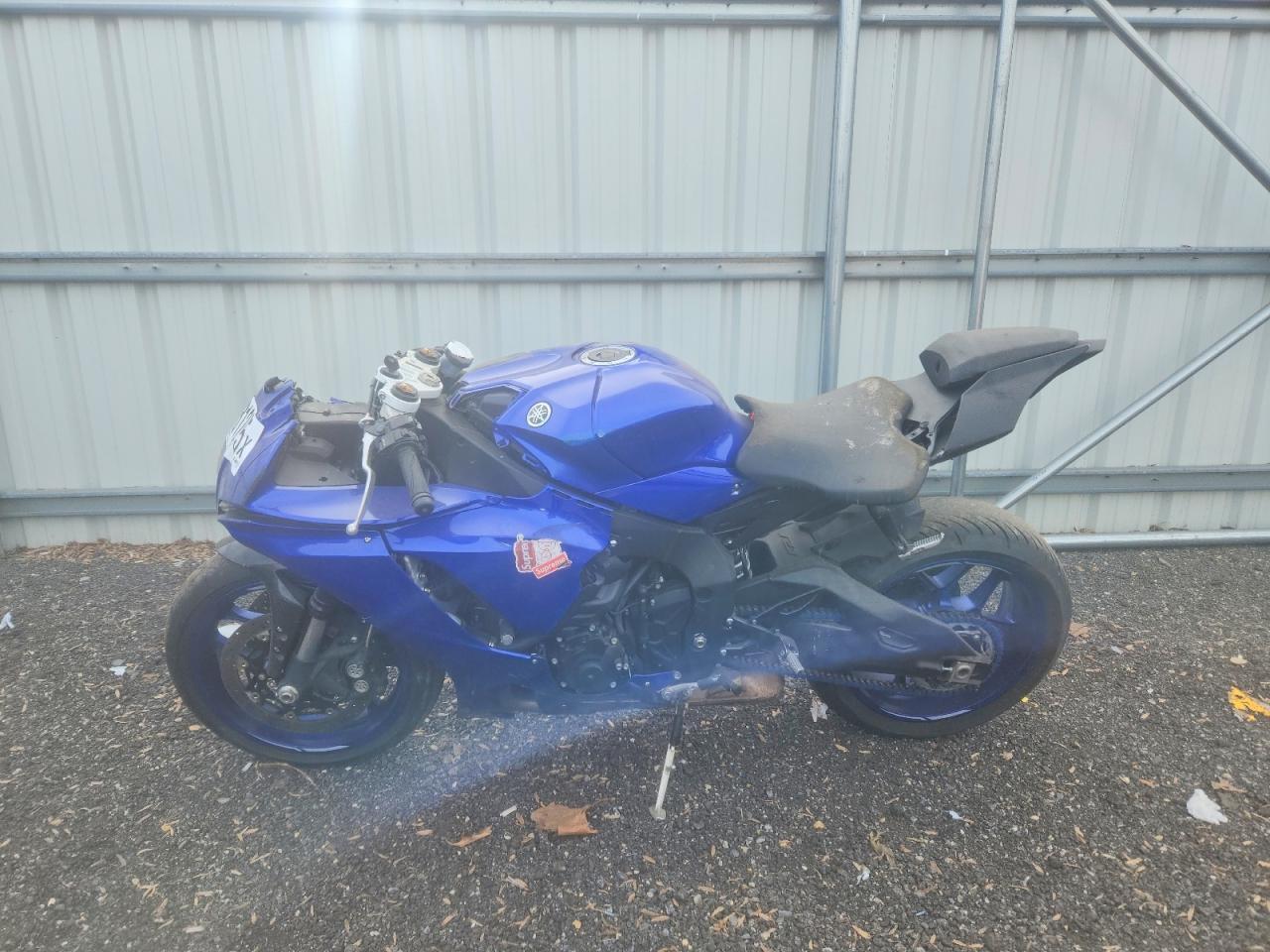 2023 Yamaha Yzfr7 - Фото 3
