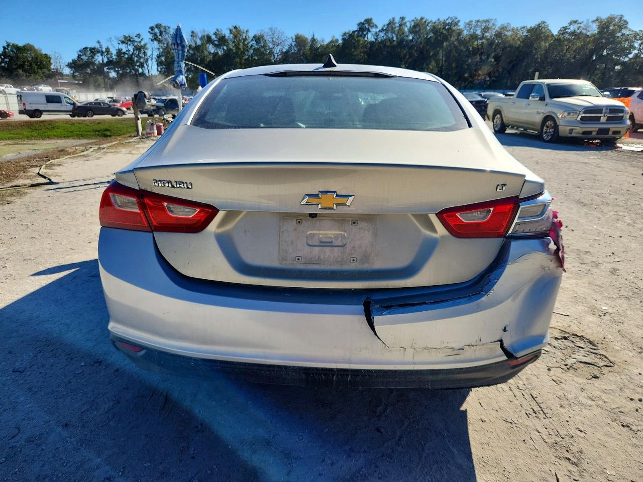 2020 Chevrolet Malibu Ls - Фото 6