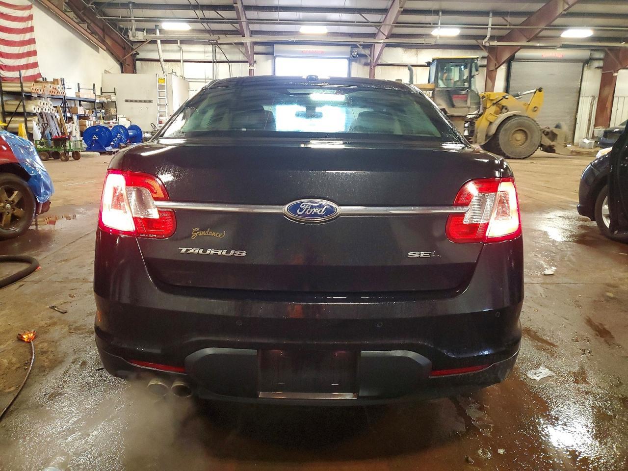 2011 Ford Taurus Sel - Image 6