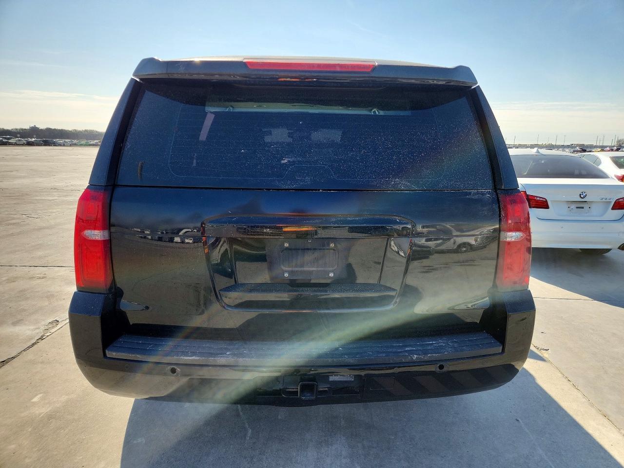 2017 Chevrolet Tahoe Police - Image 6