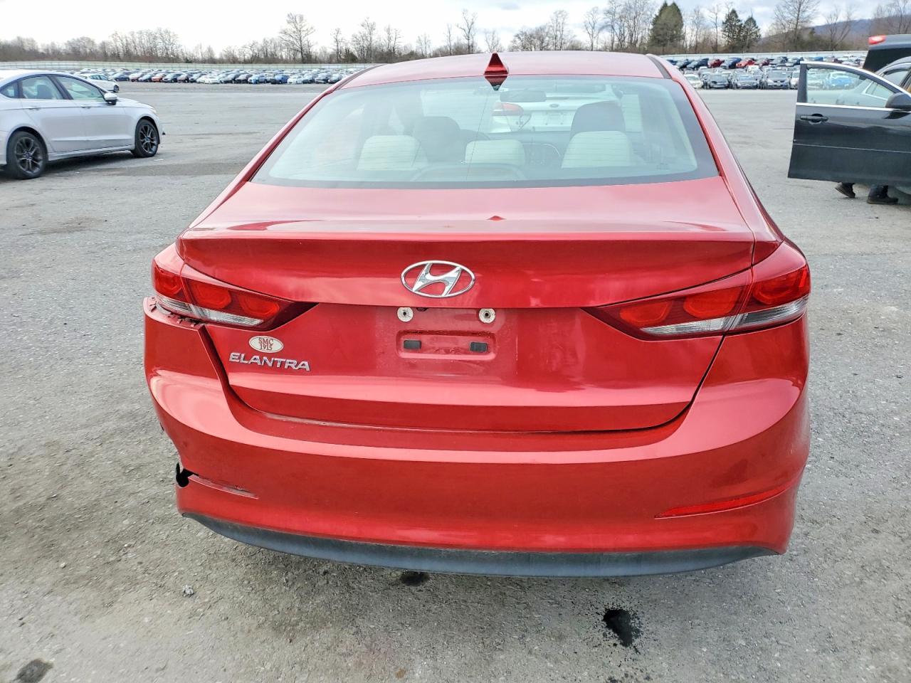 2017 Hyundai Elantra Se - Фото 6