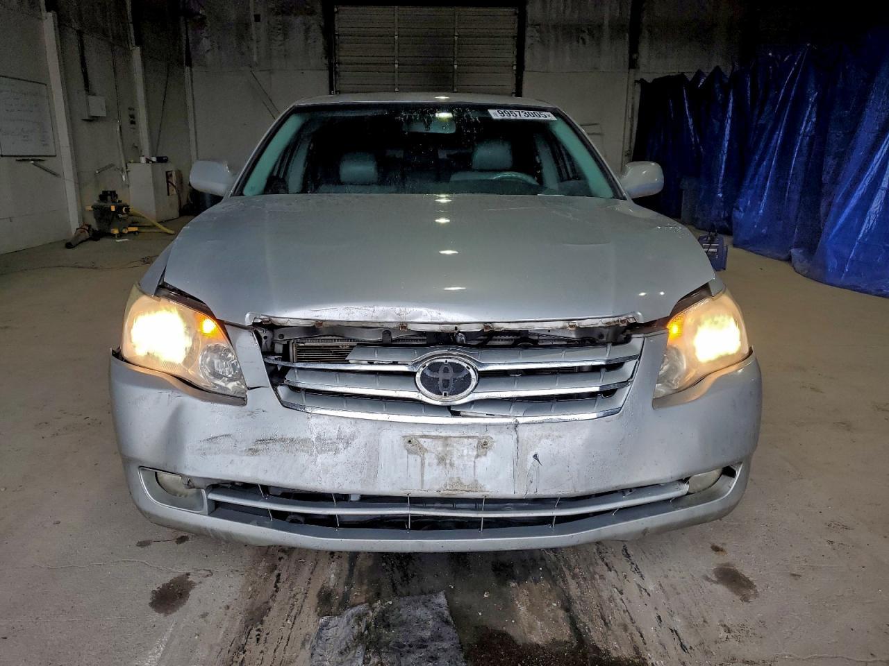 2006 Toyota Avalon Xl - Image 5