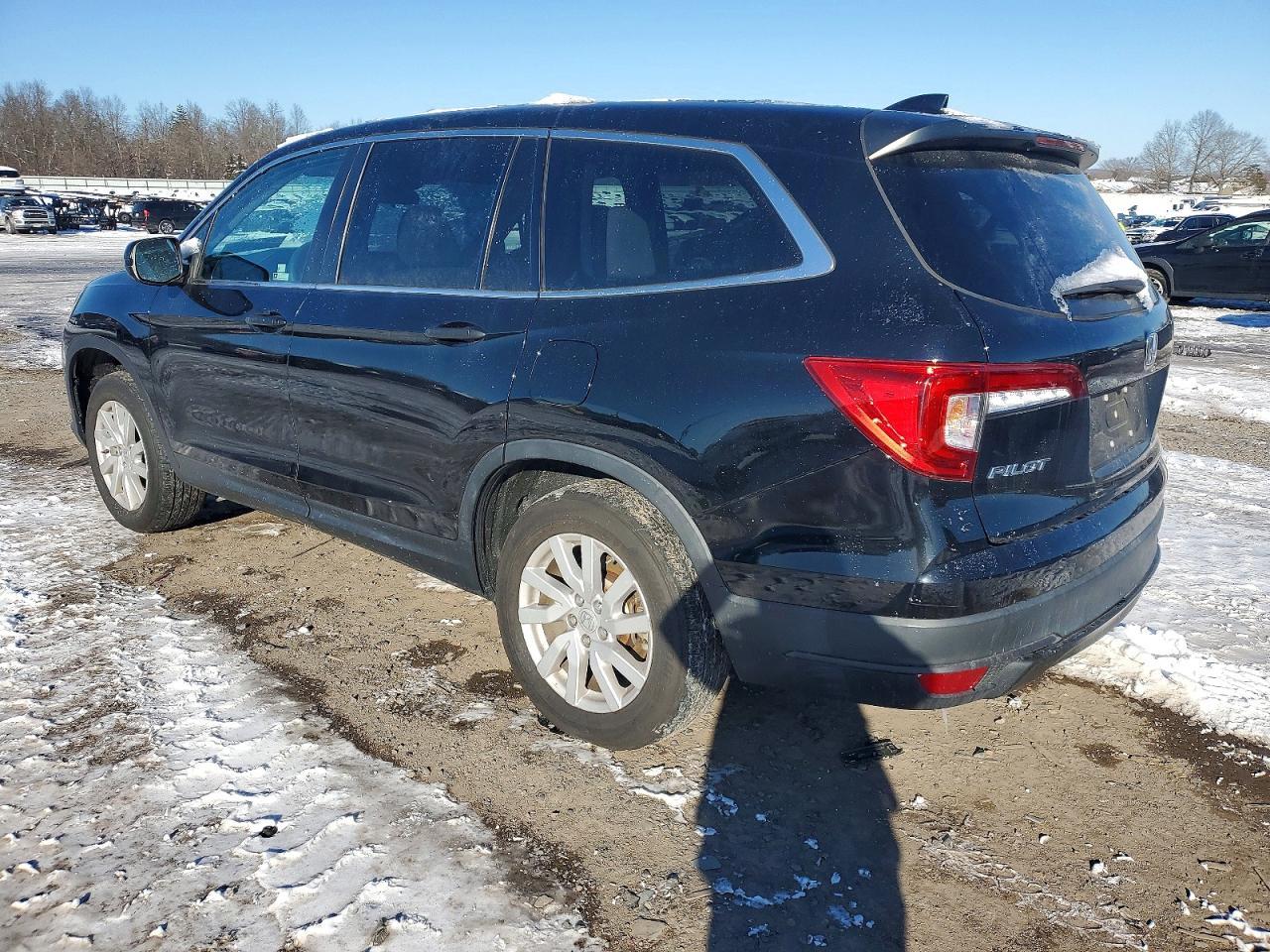 2021 Honda Pilot Lx - Image 2