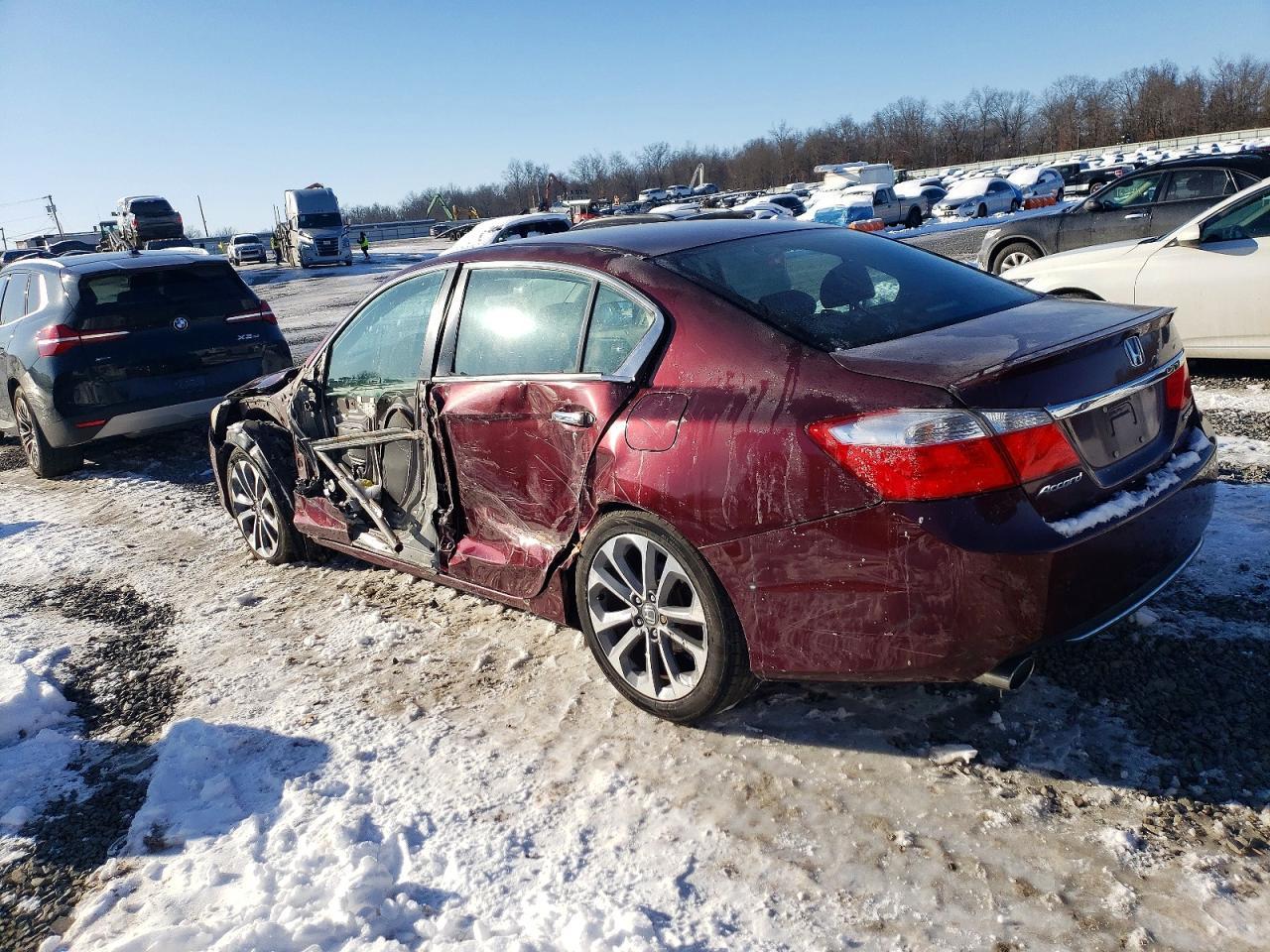 2015 Honda Accord Sport - Фото 2